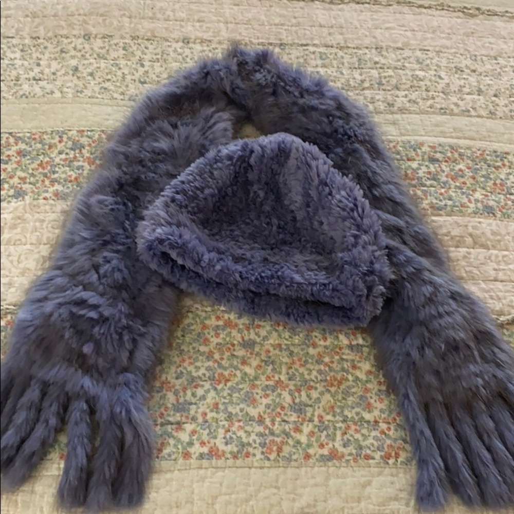 Beautiful fur hat and scarf(sheared bever or fox)